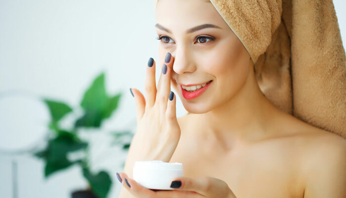 6 Natural Skincare Products for Youthful Skin