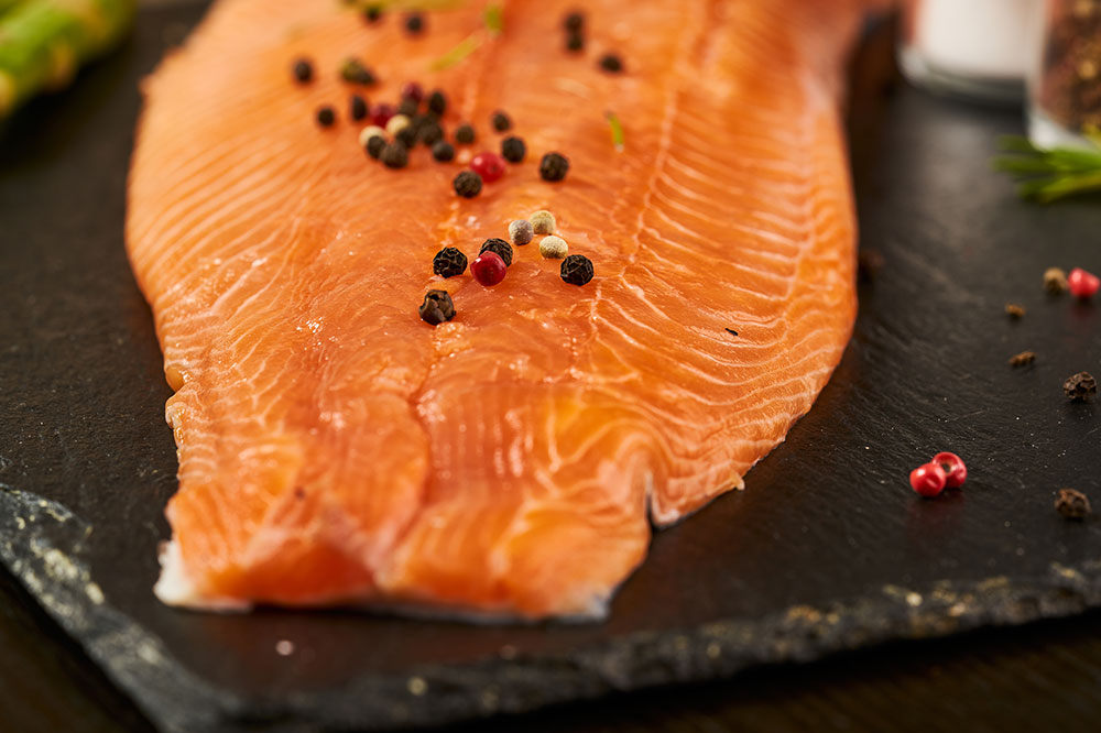 Foods to Have and Avoid for Dandruff-free Hair