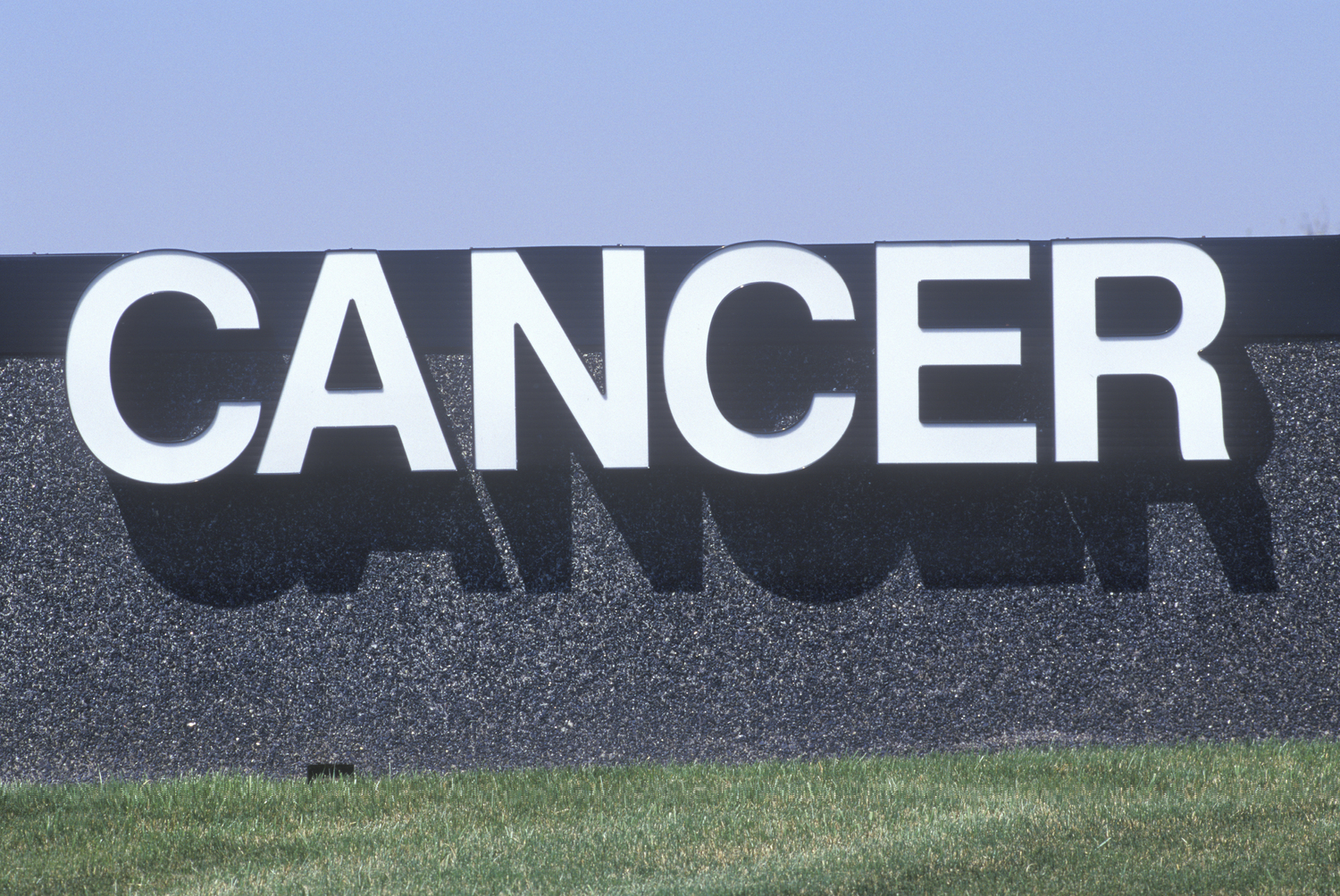 8 Early Warning Signs Of Cancer